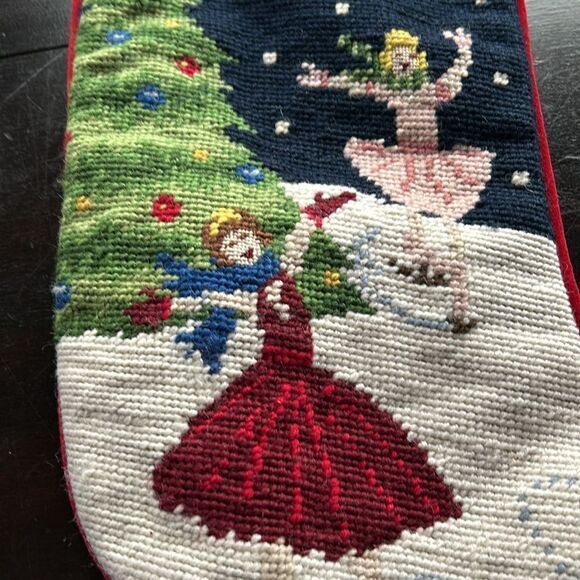 Land's End Needlepoint Christmas stocking red velvet back wool Embroidery Thomas - Picture 2 of 7